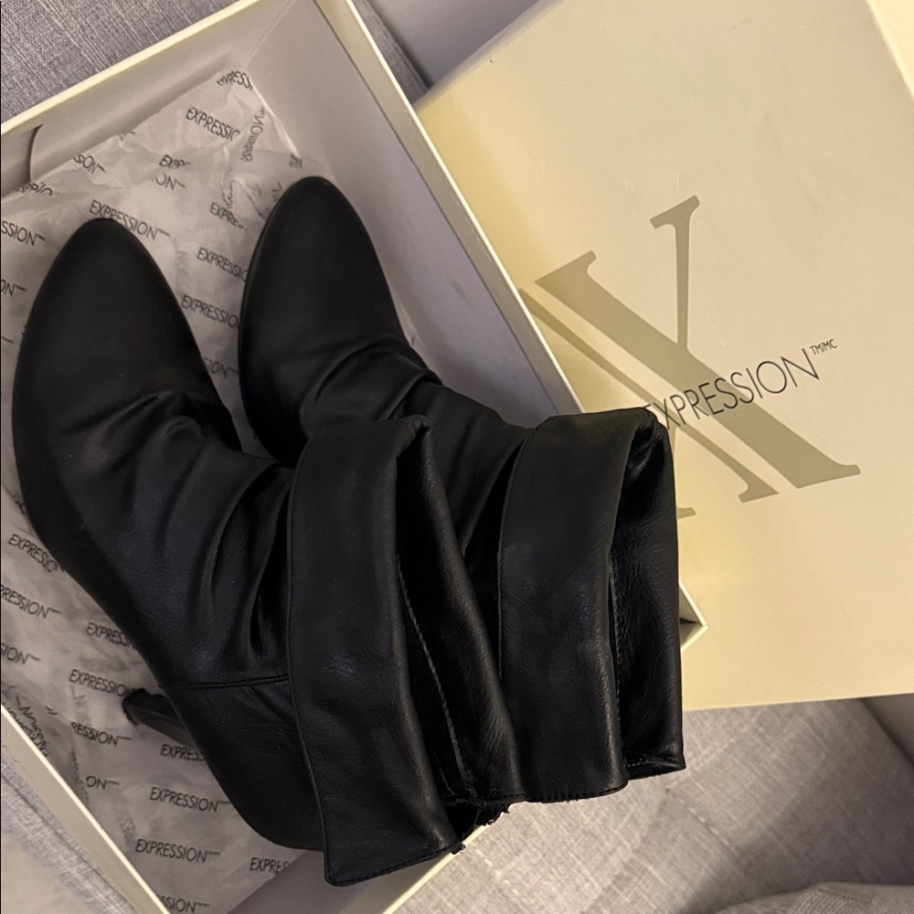 Expressions Women's Sleek Black Heeled Boots